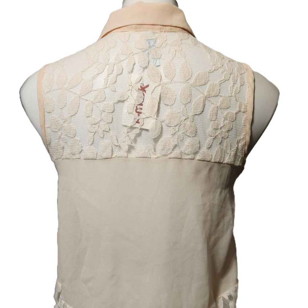 ❤️ 4/$20 NWT Event sleeveless top Women's medium button-up lace tank top Light - Picture 9 of 12